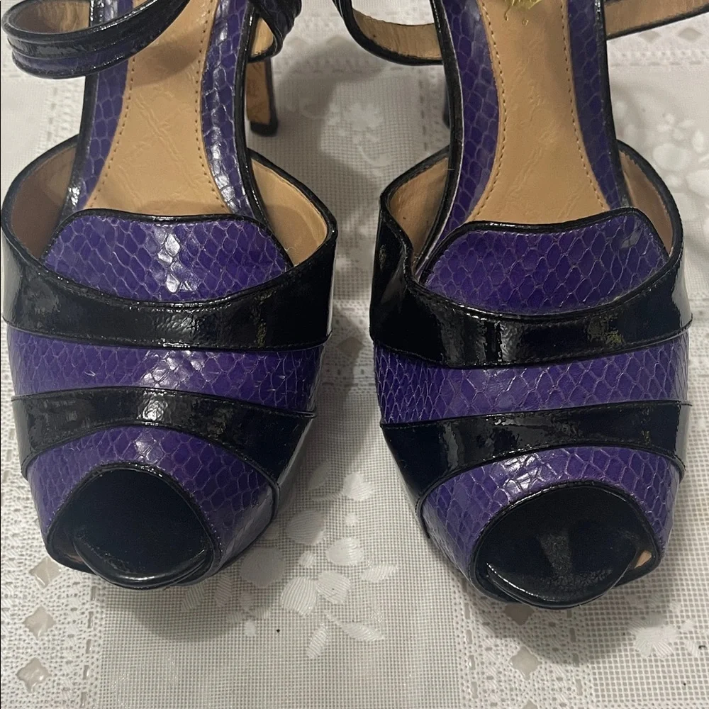 L.A.M.B. Miyagi Platform Purple Snakeskin Black Patent Leather Strappy Heels 9